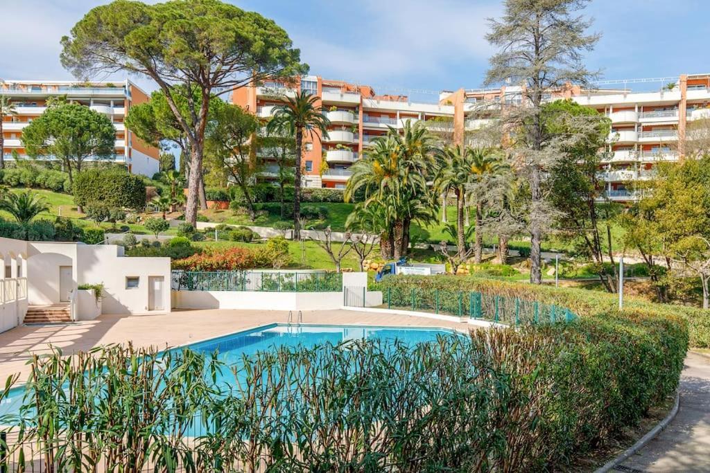 Domaine Des Palmiers - Piscine- Parking - Tennis - Clim Cannes Ngoại thất bức ảnh